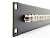 PENN-ELCOM 1U 24 Way Punched Panel